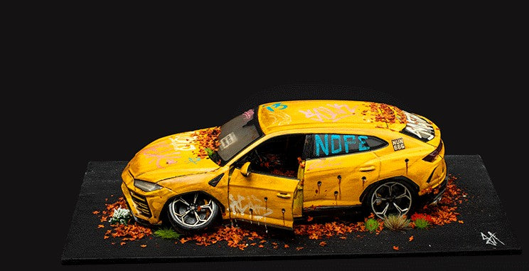 Lamborgini Urus - Original Die Cast Model